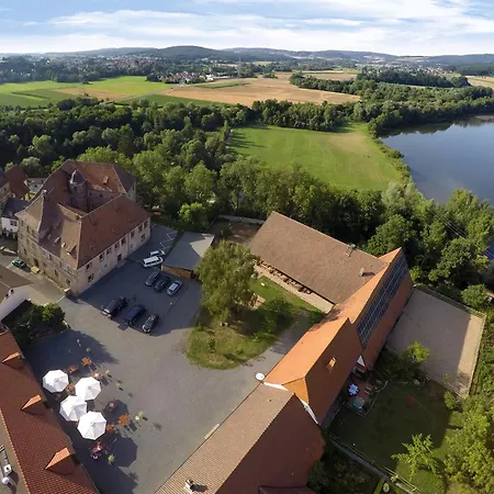 Schlossgut Franken - Doppelzimmer Landgarten * Redwitz an der Rodach