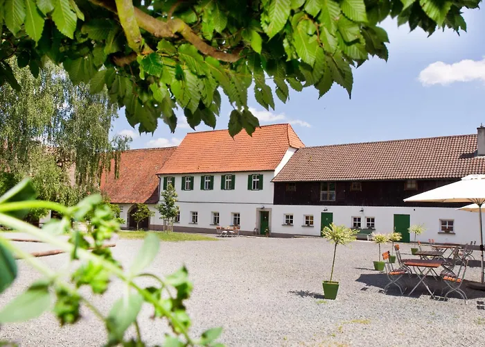 Schlossgut Franken - Doppelzimmer Landgarten アパート *